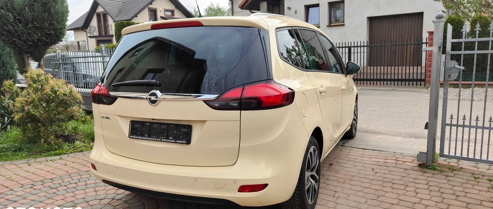 Opel Zafira cena 34999 przebieg: 272000, rok produkcji 2018 z Kraków małe 92